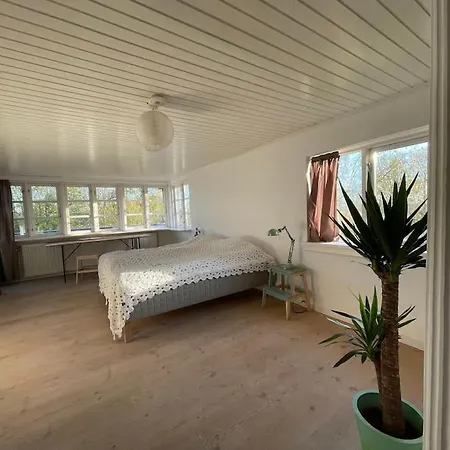 Vila Saerpraeget & Teatralsk Villa, Med Skon Udsigt